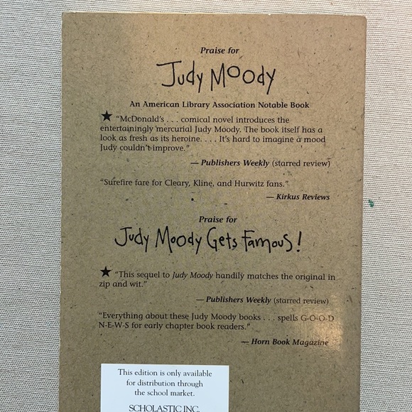 📚 3-Book Bundle Judy Moody Series # 1,3 & 7 - Picture 12 of 14